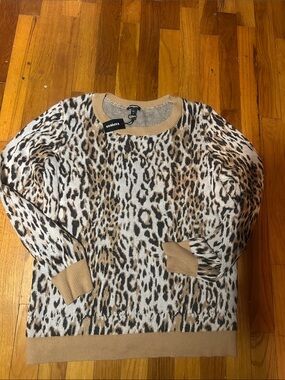 Express leopard Print Crewneck Sweater in Tan and Black